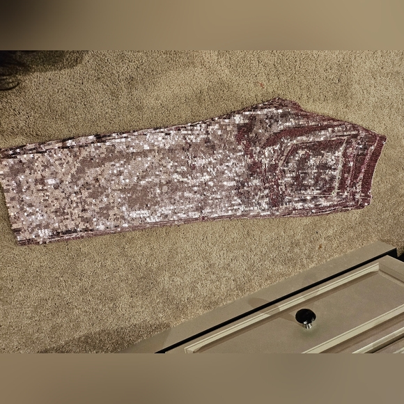 Sequin pink jeans kid 16 years size . Fit women size 6 or 8 . New - Picture 11 of 11